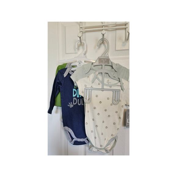 Set - Picture 2 of 3